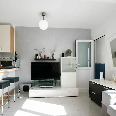 Ocean Front With Pool Bbq & 300mb Wifi * Κανδελάρια