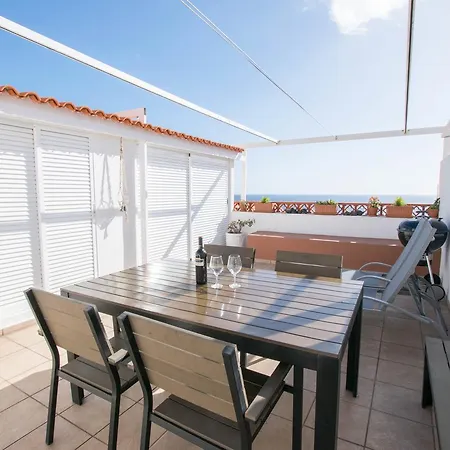 Ocean Front With Pool Bbq & 300mb Wifi